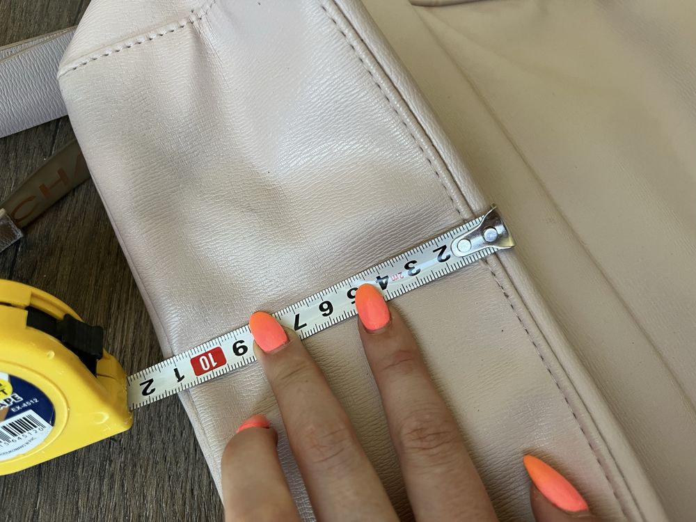 Michael Kors plecak plecaczek logowany z napisem na ramiączkach