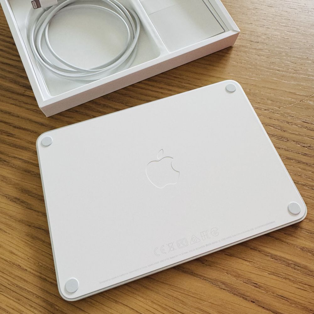 Apple Magic Trackpad - gładzik, stan idealny