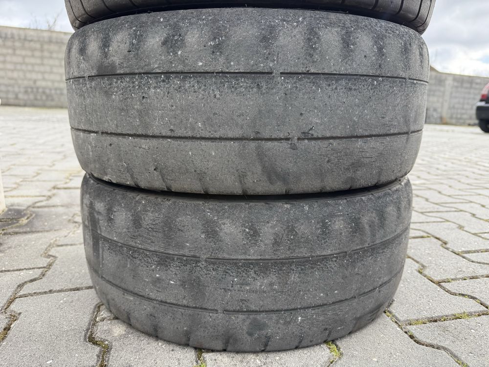 2 pneus semi-slick 195/50 r15
