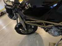 Ducati Monster  900