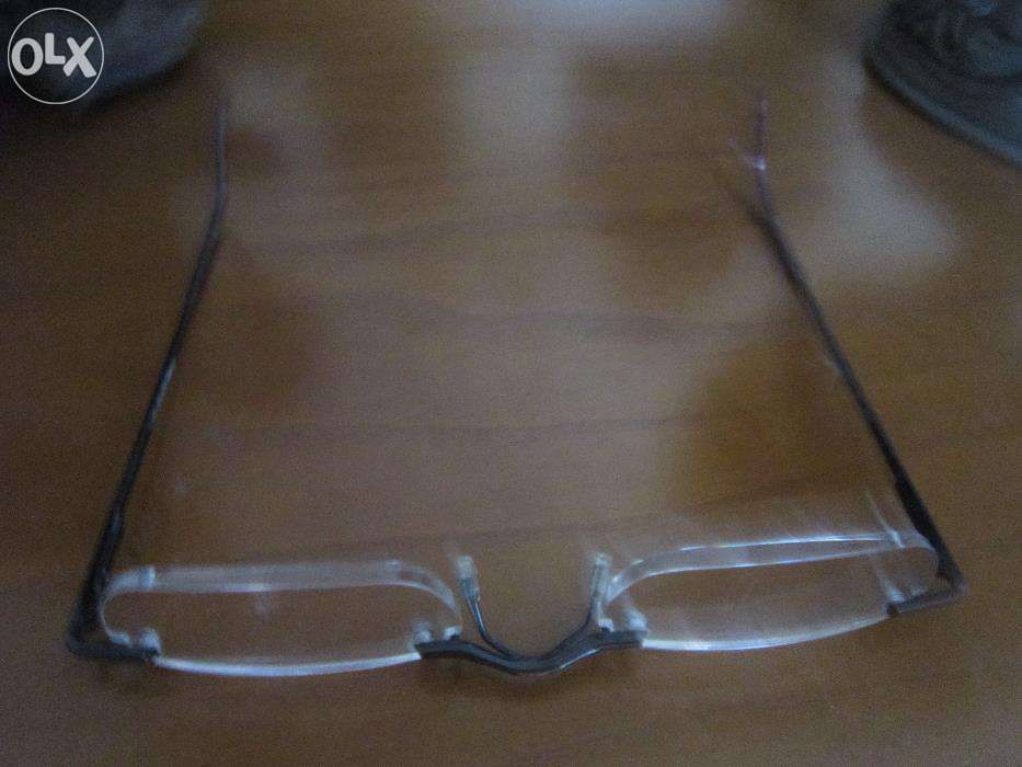 Mala máquina fotográfica Lata alfinete Oculos transparentes