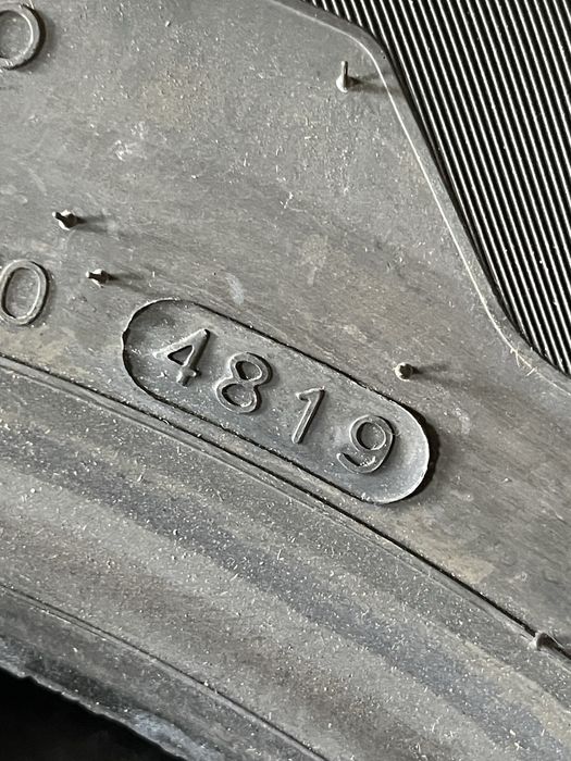 Шини з Німеччини  205/60 R16(нові)