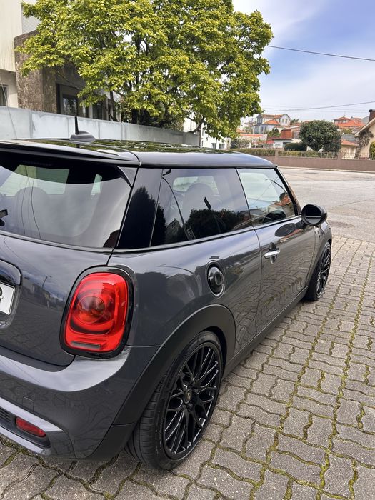 Mini Cooper S Auto Desportiva