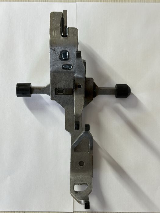 Revers - вилка задньої передачі R DQ200