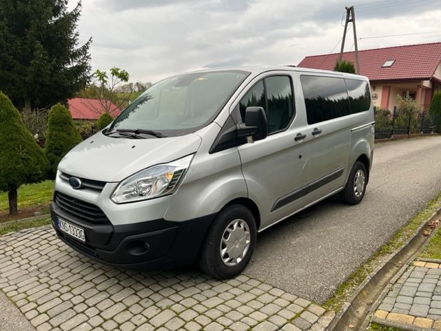 Ford Transit Custom Godny polecenia, hak, bagażnik dachowy, klima 2 strefowa.