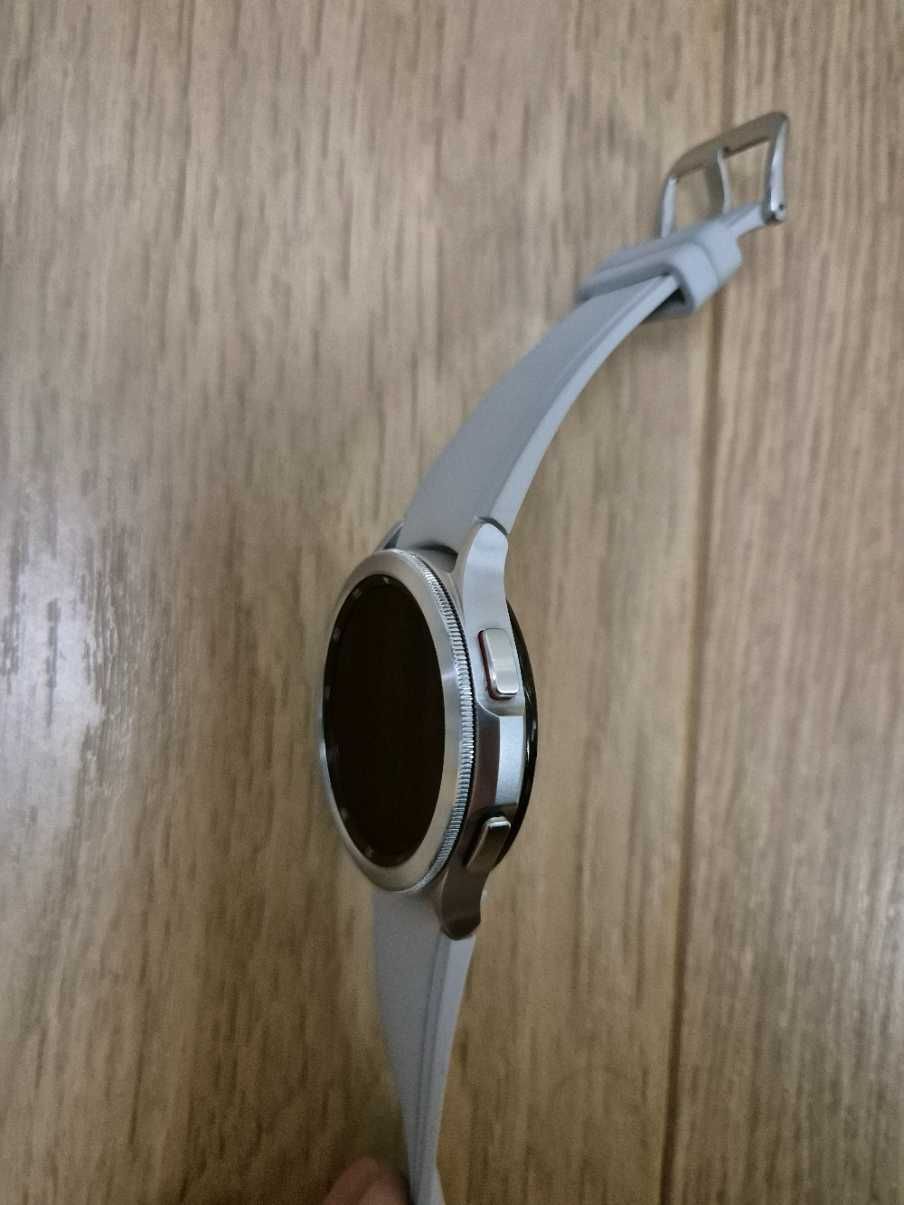 SAMSUNG Galaxy Watch 4 Classic SM-R895FZ 46mm LTE Srebrny