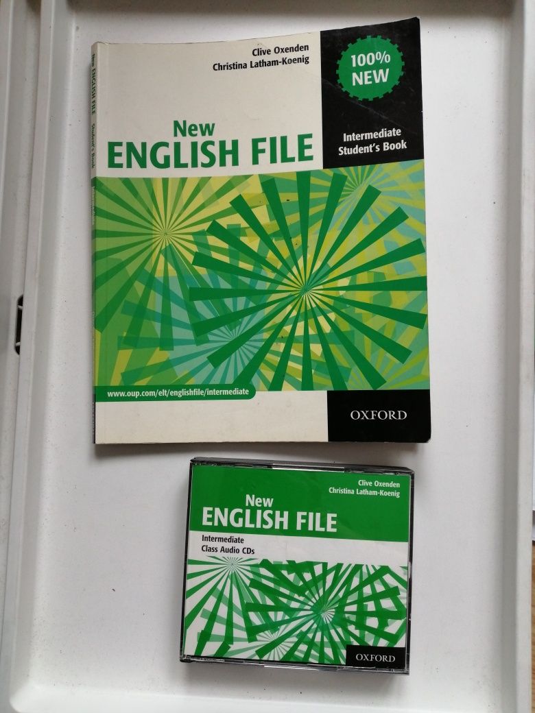 New English File Intermediate student's book, workbook, cd