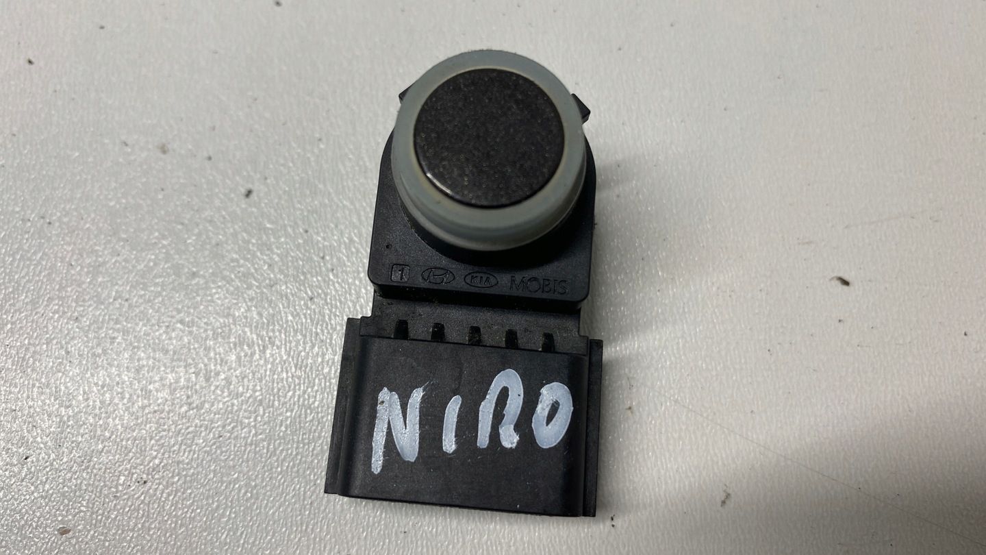 KIA NIRO CZUJNIK PARKOWANIA PDC SENSOR PRZÓD 95720-F2000