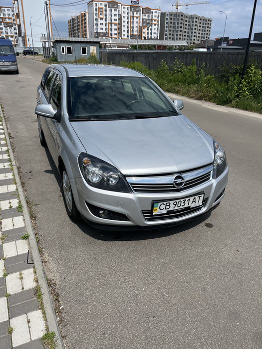 Продам Opel Astra H