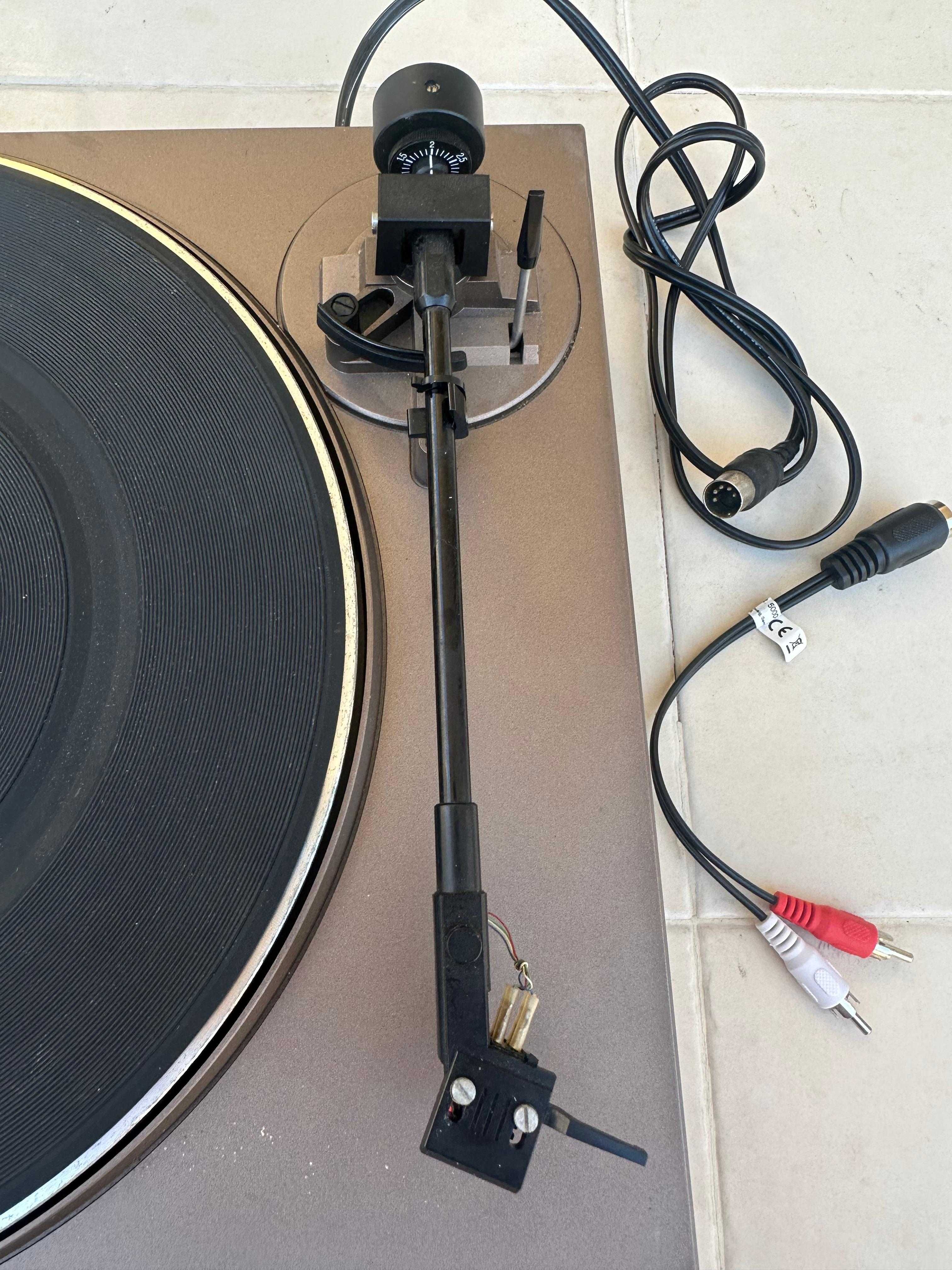 Gira-Discos Sharp RP-10