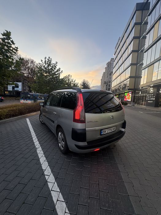 Citroen C4  АВТОМАТ  7 місць