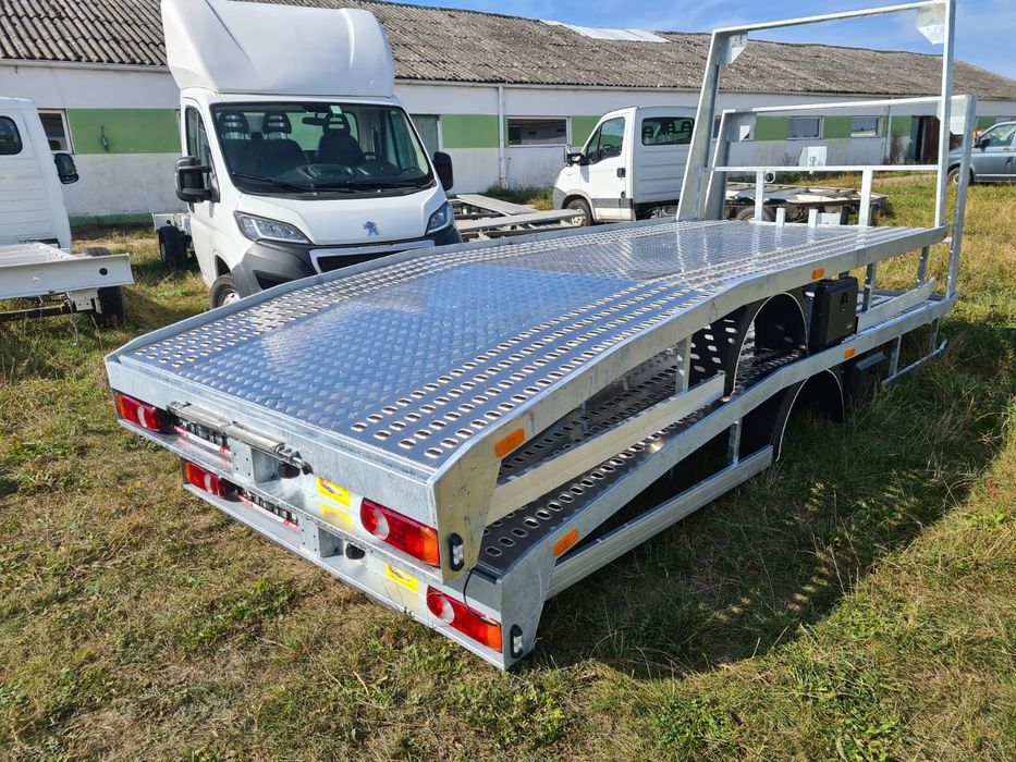 Najazd zabudowa auto-lawety