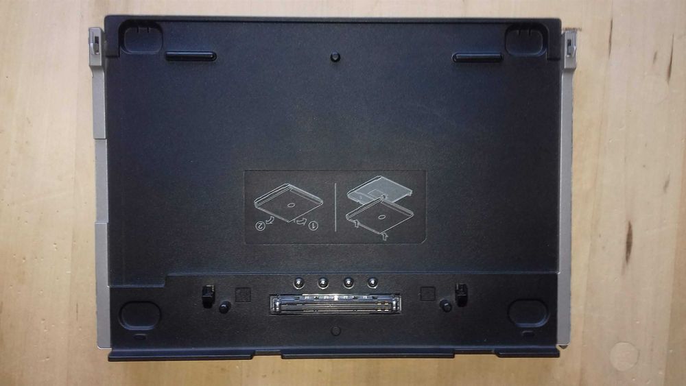 Док-станция, медиа-база Dell DVI,VGA,COM,LPT,USB,DVD привод и др.