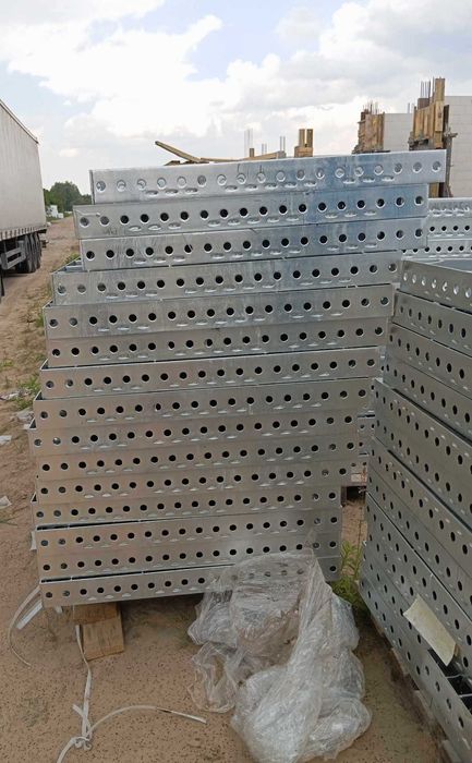 Szalunki ścienne | szalunki fundamentowe | szalunki budowlane