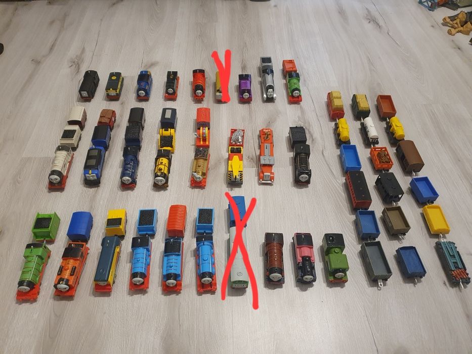 Sprzedam lokomotywy na baterie z bajki Tomek i przyjaciele
