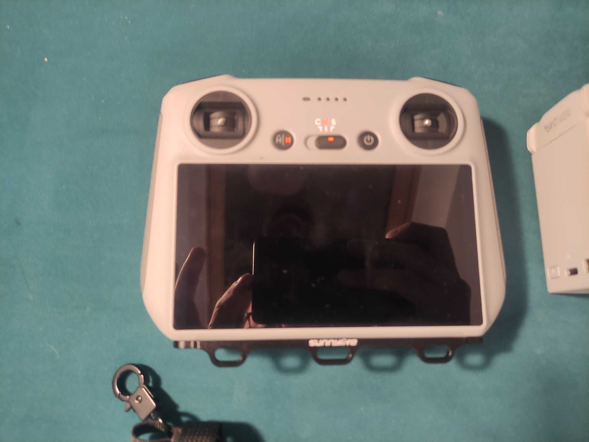 Dron DJI Mini 3 Fly More Combo (RC2) + dodatkowe akcesoria