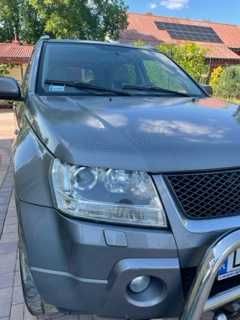 Sprzedam auto terenowe Grand Vitara