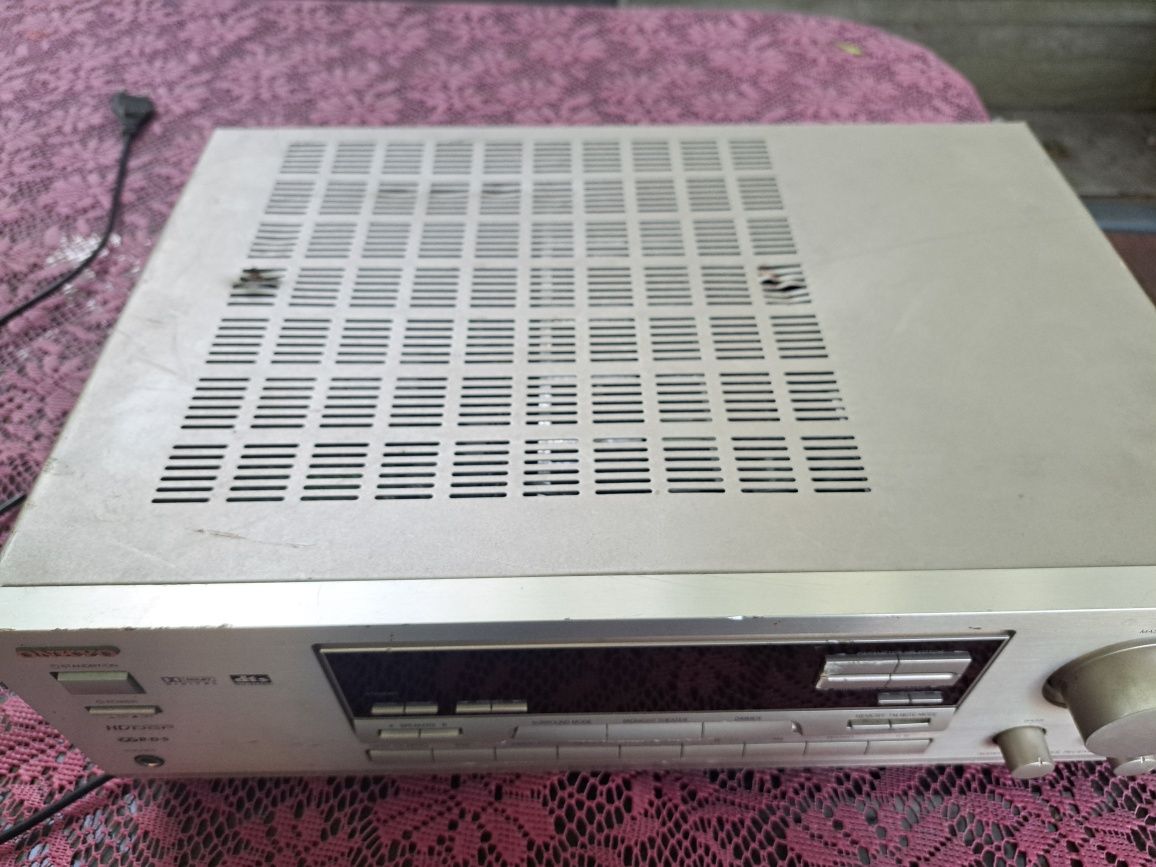 Amplituner kina domowego ONKYO TX-DS474
