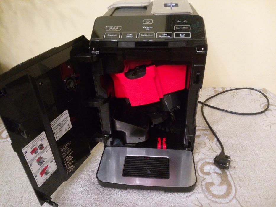 Automatyczny ekspres ciśnieniowy Bosch Vero Cup 300 Ekspres do kawy