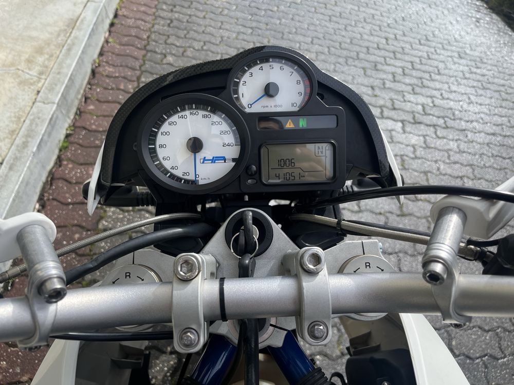 BMW HP2 Mega Moto