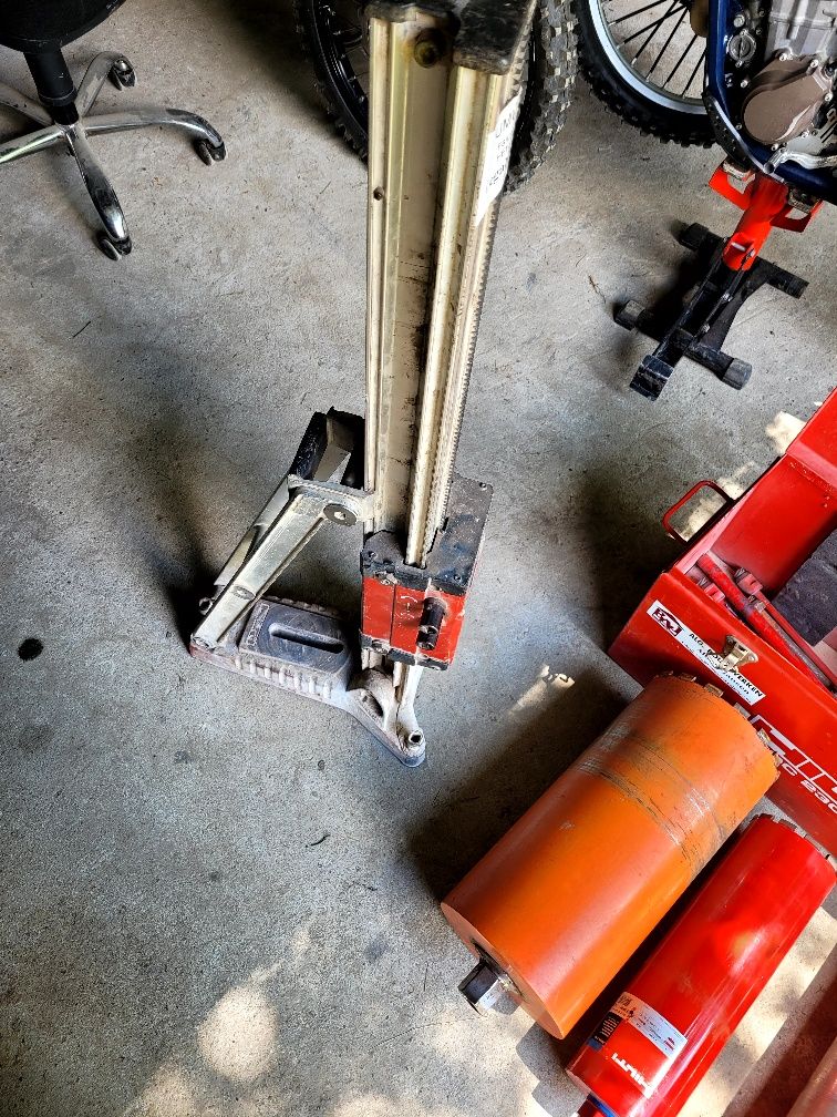 Hilti dd 250 ze statywem