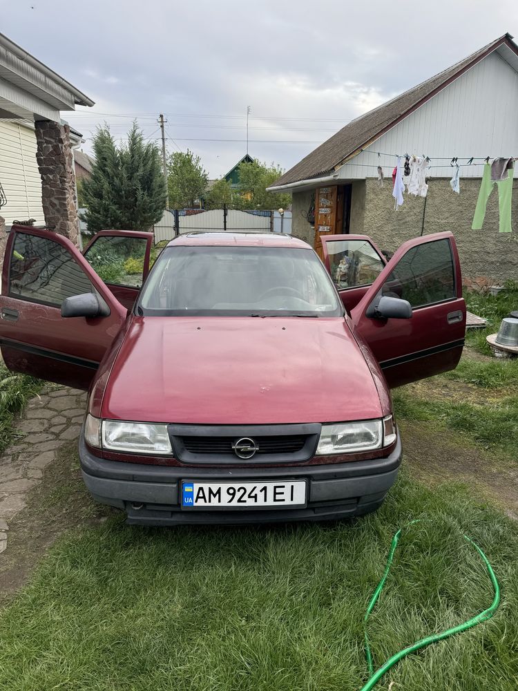 Опель вектра А 1.6