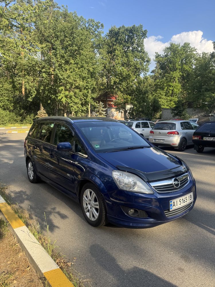 Opel Zafira B Ops 1.9 cdti