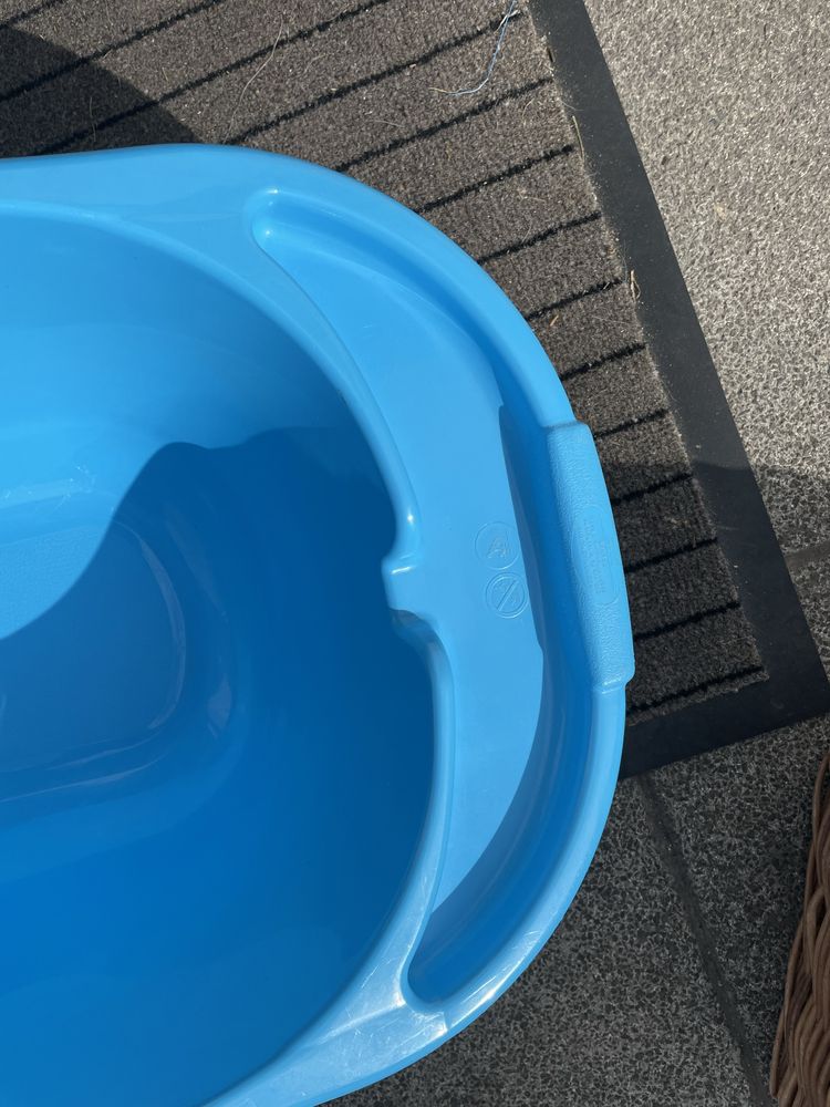 Banheira de criança bebé azul