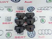 Супорт передній Caddy Touran Passat Skoda Golf Кадди Туран Шкода Гольф