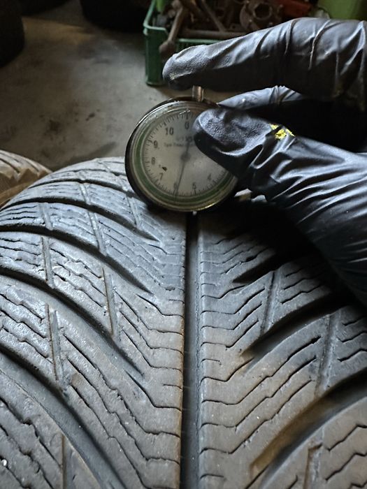 2x opony zimowe 235/45R17 Michelin Pilot Alpin 5 cena za parę 6mm 2022