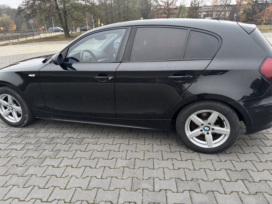 Bmw 1 beznyzna 1,6 maly przebieg 2004 rok