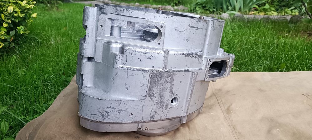 Картер ІЖ Юпітер новий з опорами колінвалів