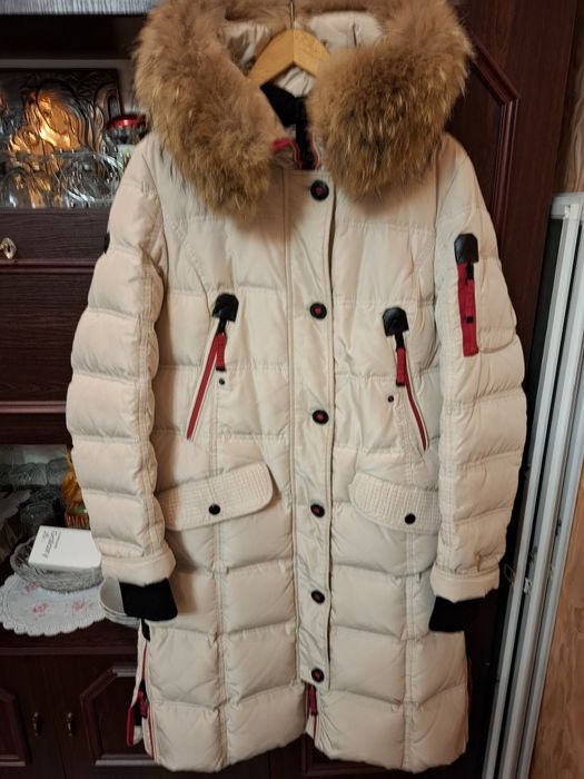 Зимовий пуховик пальто