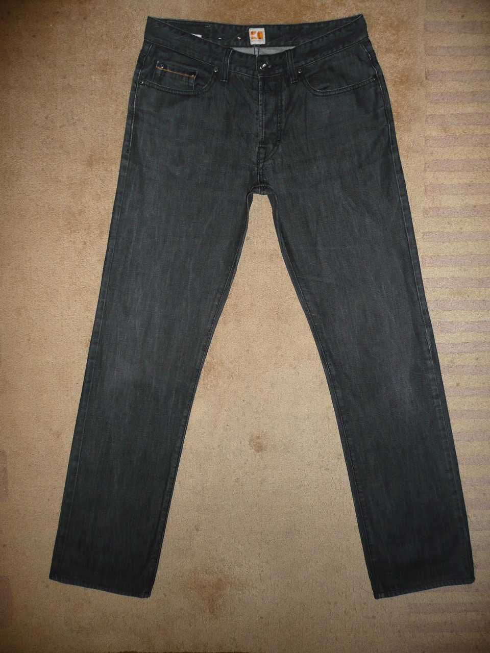 Spodnie dżinsy HUGO BOSS W33/L36=43,5/114cm jeansy