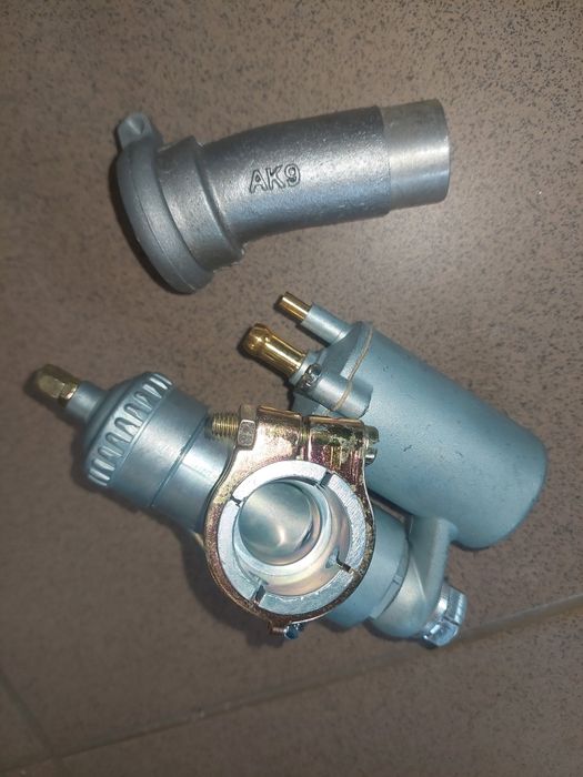 Nowy kpl gaznik silnika wsk125 +kruciec, kolektor lelek bąk kos Gil b3