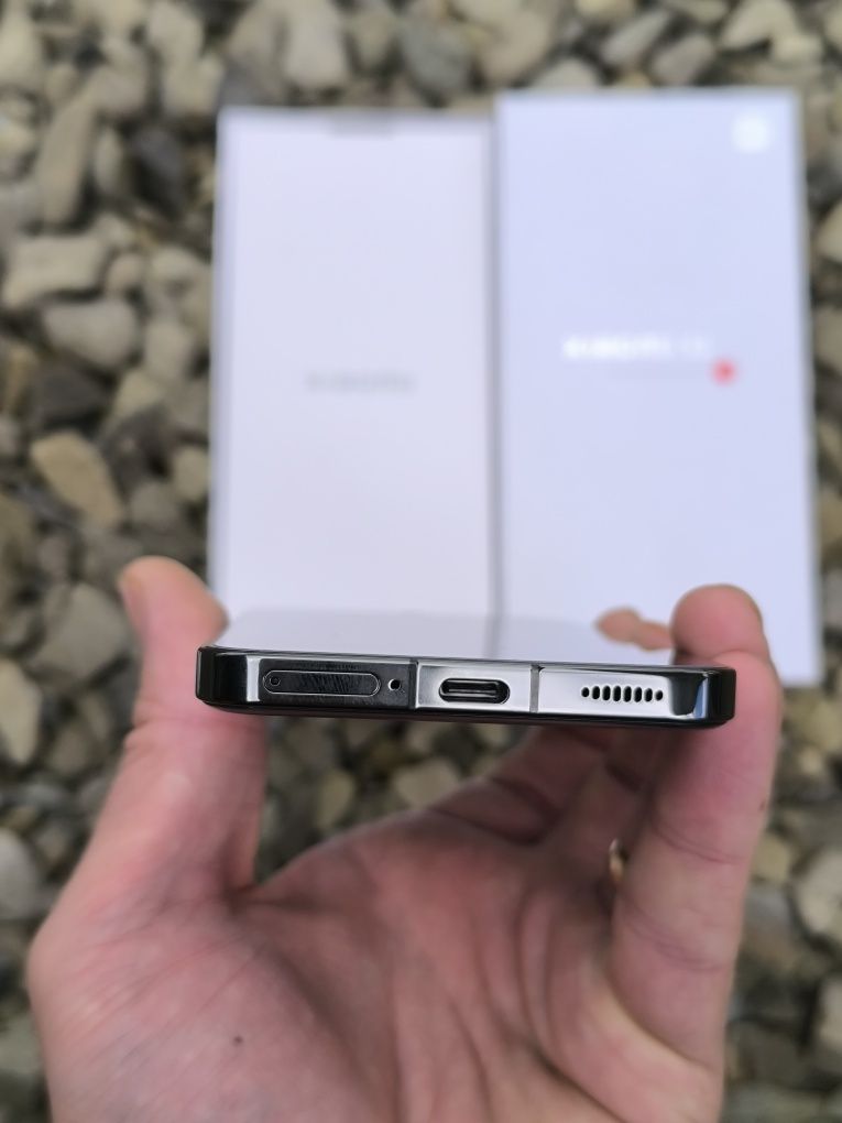 Xiaomi mi 13 8/256
