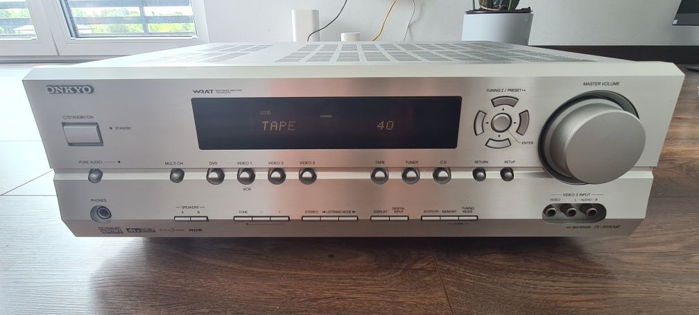 Amplituner Onkyo TX-SR504E