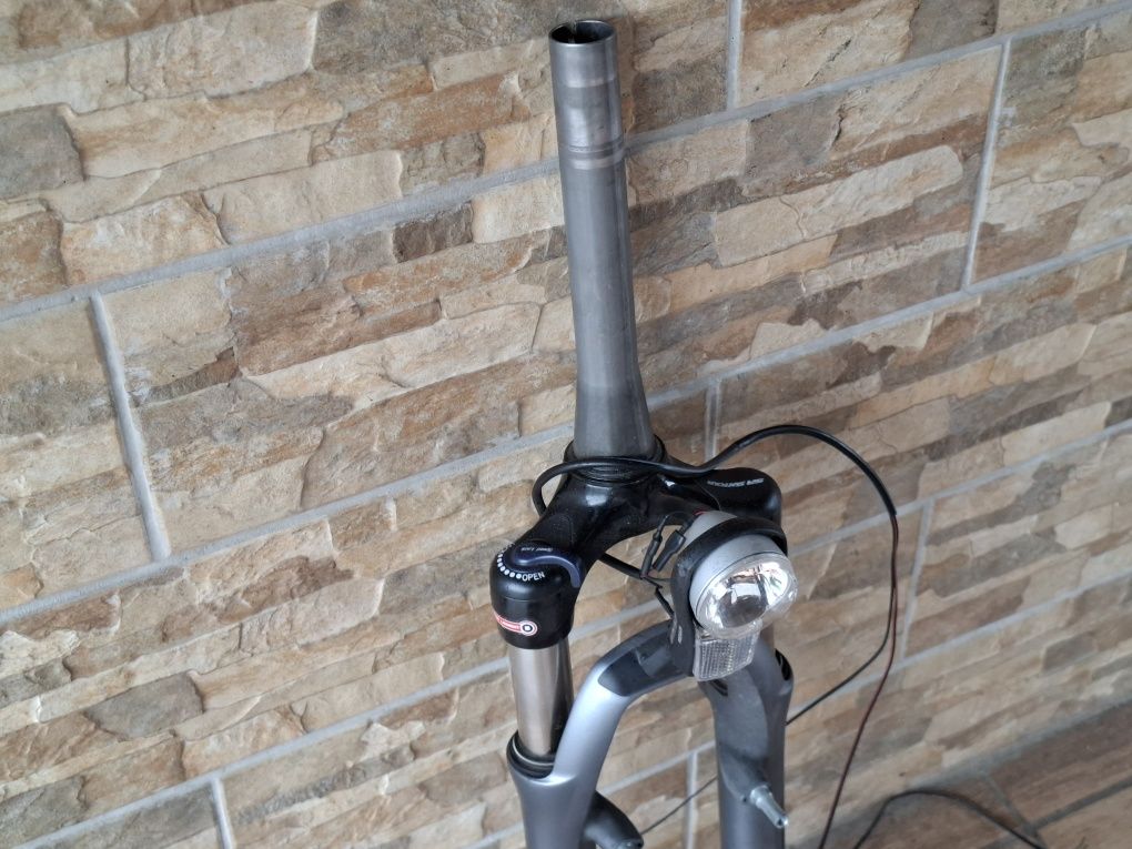 Amortyzator Rowerowy SR Suntour NCX 28" Blokada Skoku Widelec Tarcza