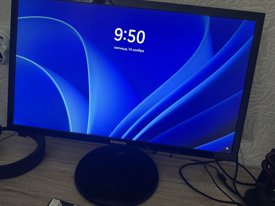 Монітор Samsung s22f350fhi