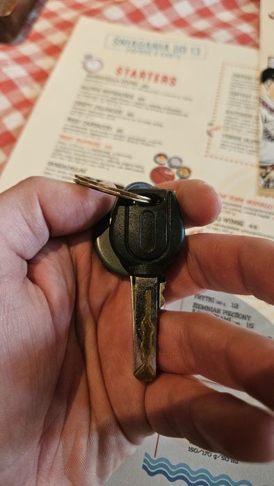 Znaleziono klucze pole mokotowskie jeffs