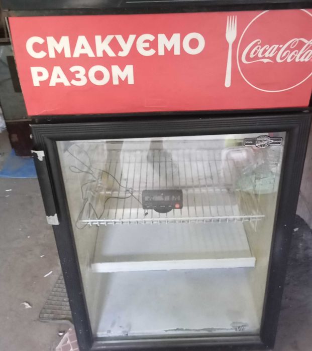 Продам мини барный холодильник