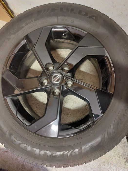 Alufelgi z oponami zimowymi Nissan X-Traill 17"