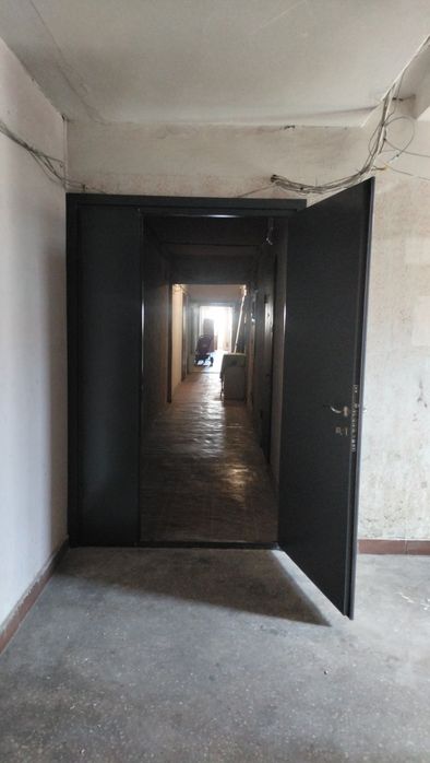 Вхідні металеві двері для тамбурних перегородок/Нестандартні розміри