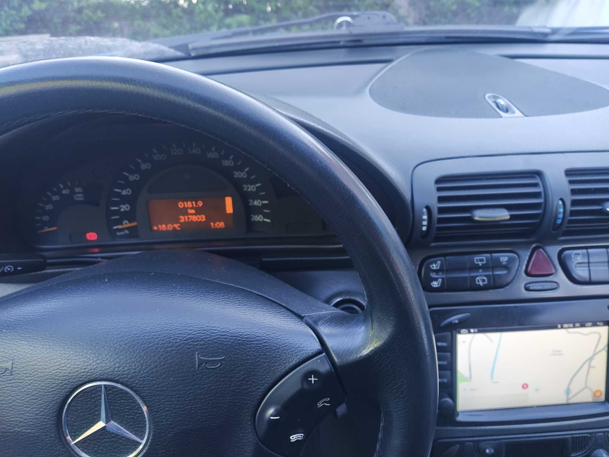 Mercedes benz c220