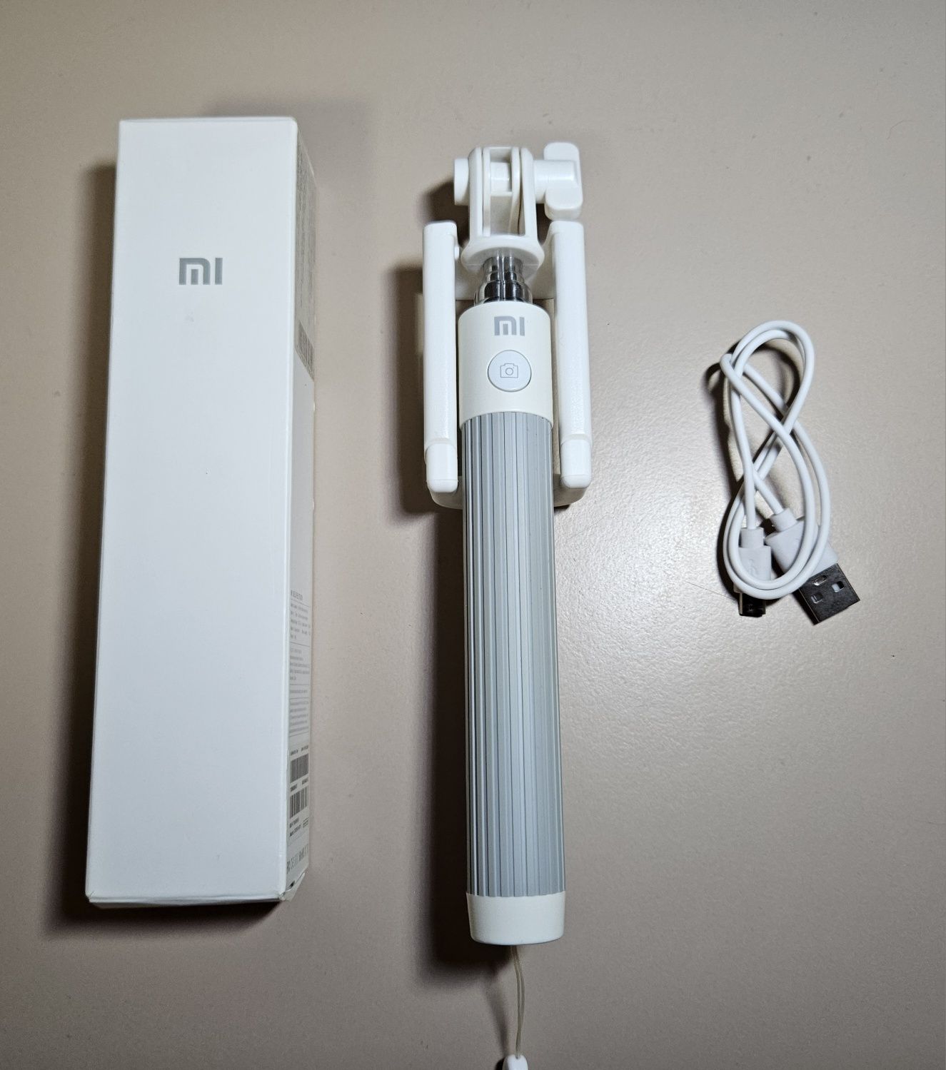 Монопод для смартфона Xiaomi Mi Selfie Stick Grey