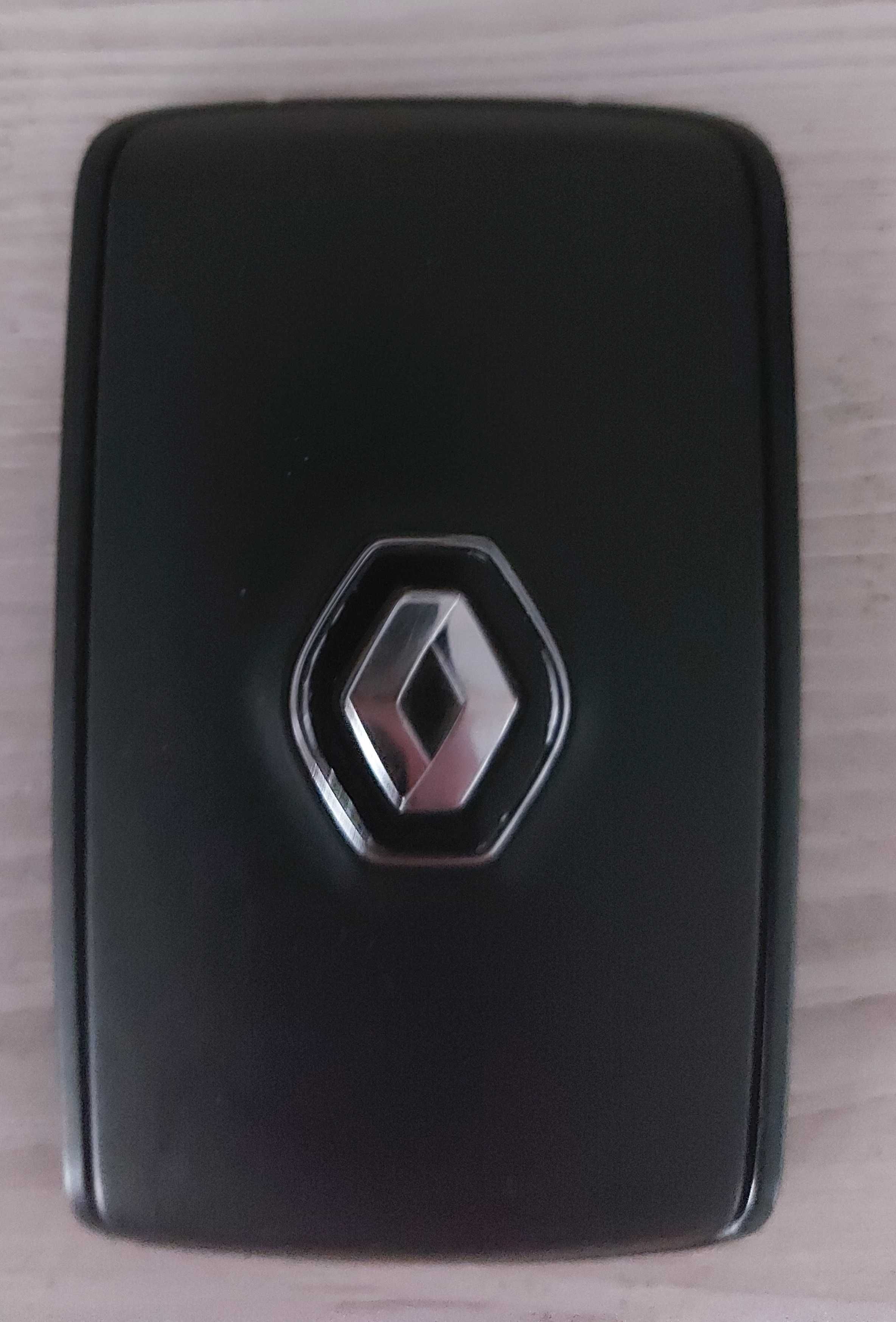 Renault Duster 2 комплектации "Ультрамарин"
