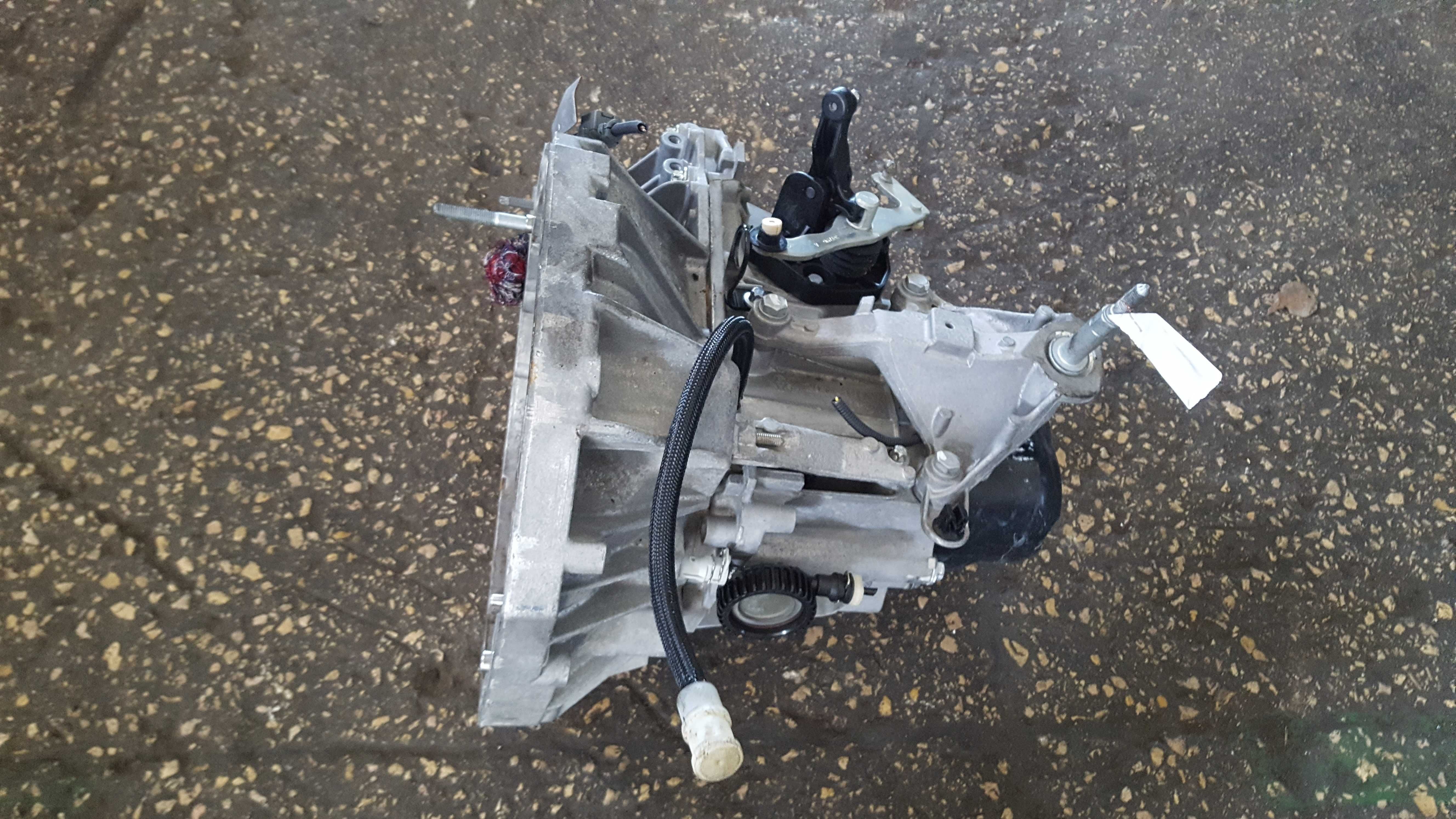 CAIXA DE VELOCIDADES RENAULT JR5 - 103/113/335/391/357/102/114/332/346
