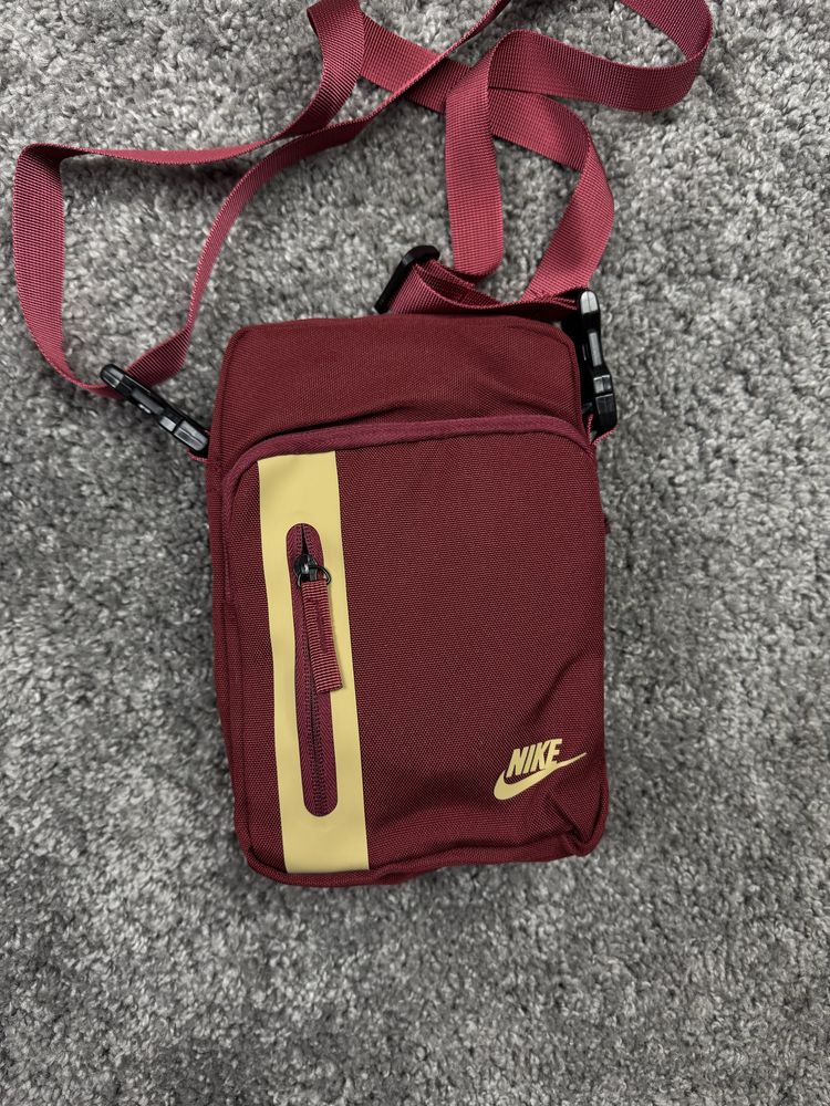 Сумка Nike tech fleece найк месенджер через плече