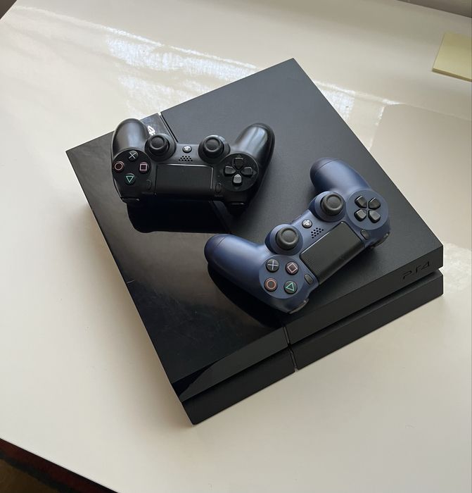 PlayStation 4 + Comando