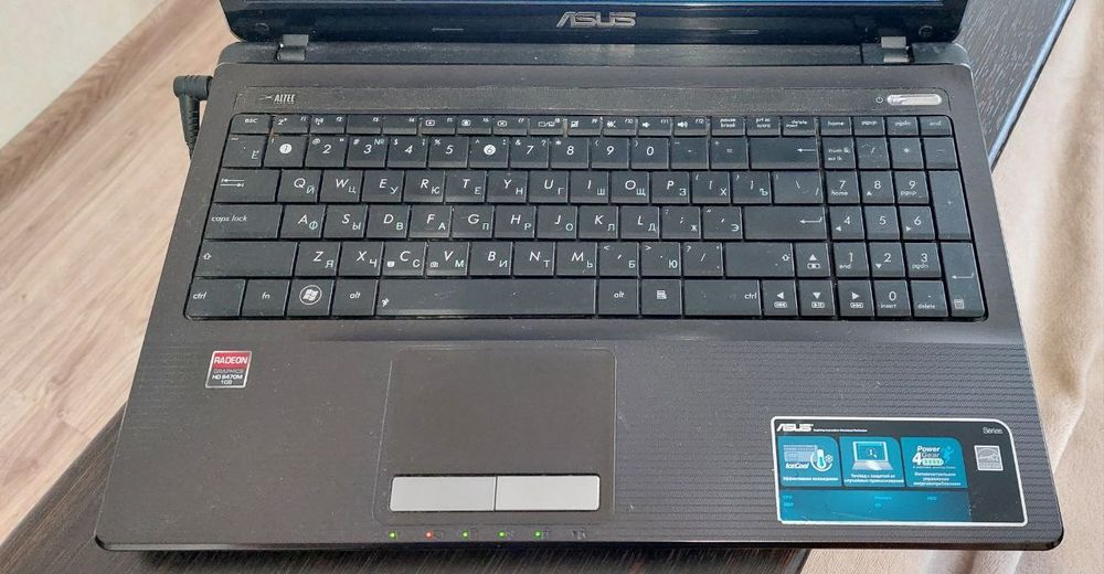 Продам ноутбук в робочому стані!